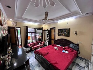 Bedroom in 3 BHK Apartment at Ansari Road – for Sale