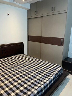 Bedroom in 3 BHK Builder Floor at Sector 40 – for Rent