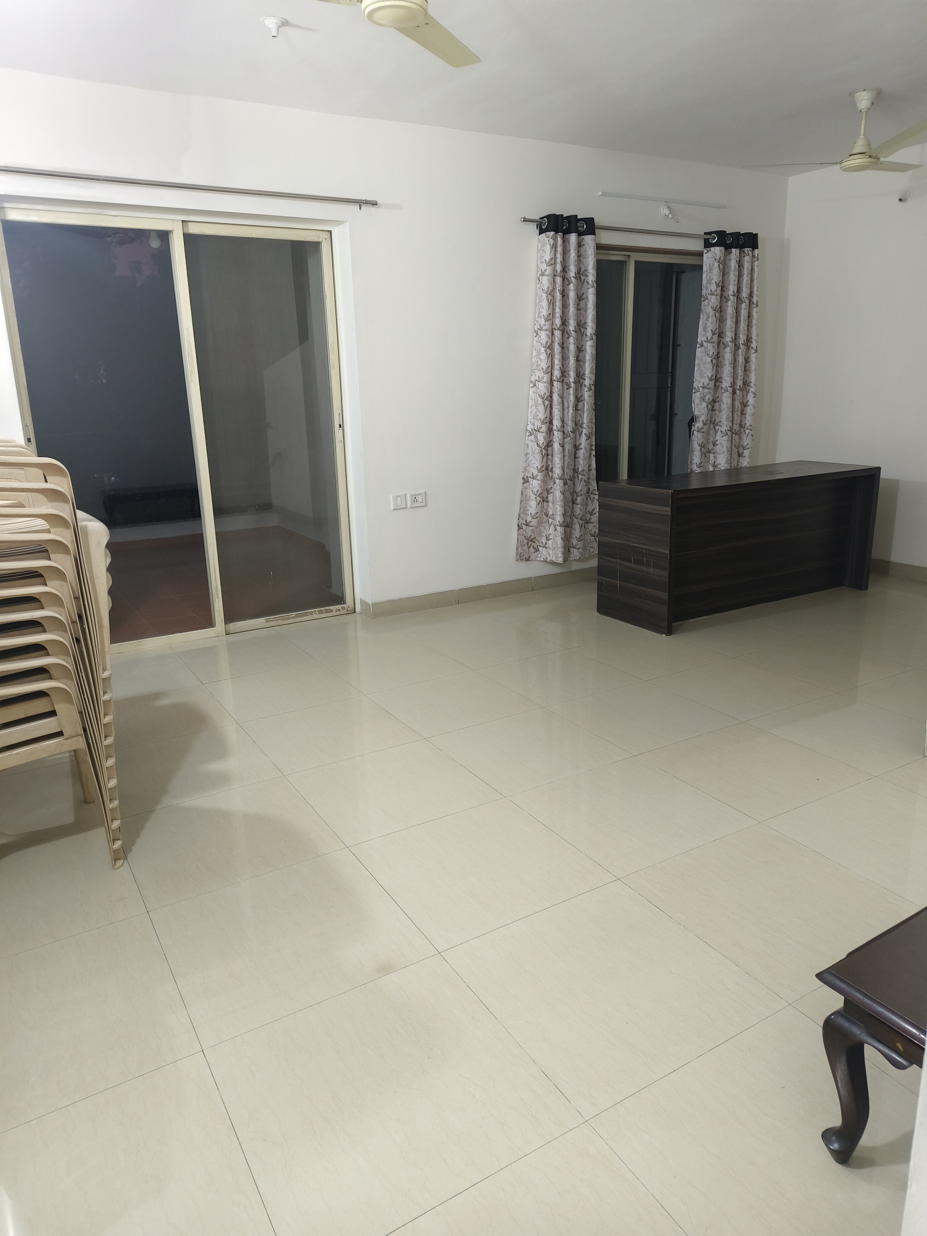 2 BHK Apartment For Rent in Pristine Prism
