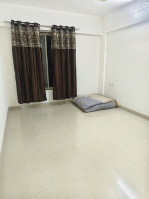 Room in 2 BHK Apartment at Pristine Prism, Aundh – for Rent