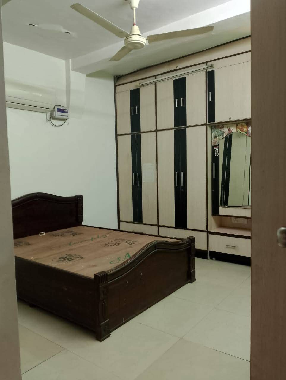 2 BHK Builder Floor For Rent in Chattarpur 