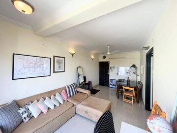 2 BHK Apartment For Rent in Ikebana, Matunga East