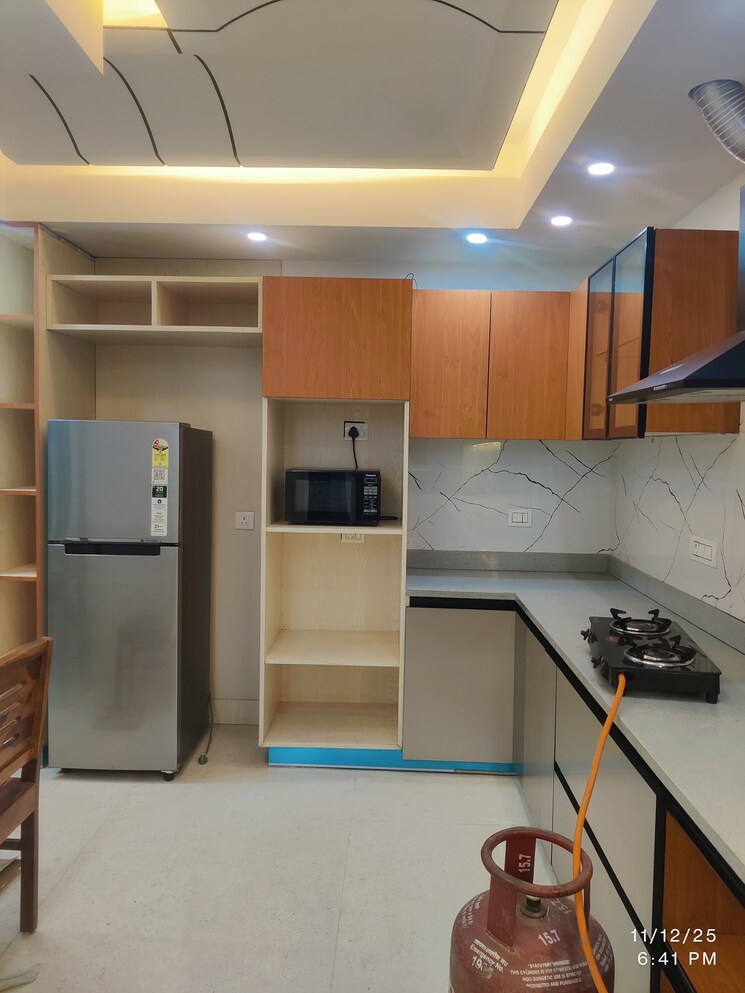 Kitchen, sector 46 3 Bedroom 2000 Sq.Ft. Builder Floor In Sector 46 Gurgaon 9472617