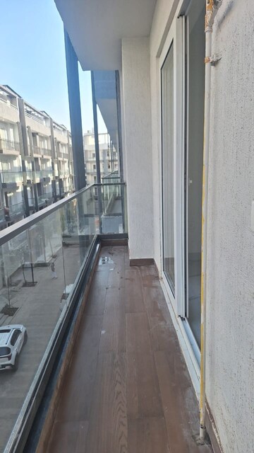 Balcony in 3.5 BHK Builder Floor at Smart World Gems, Sector 89 – for Rent