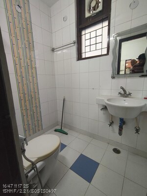Bathroom in 3 BHK Builder Floor at Sector 31 – for Rent