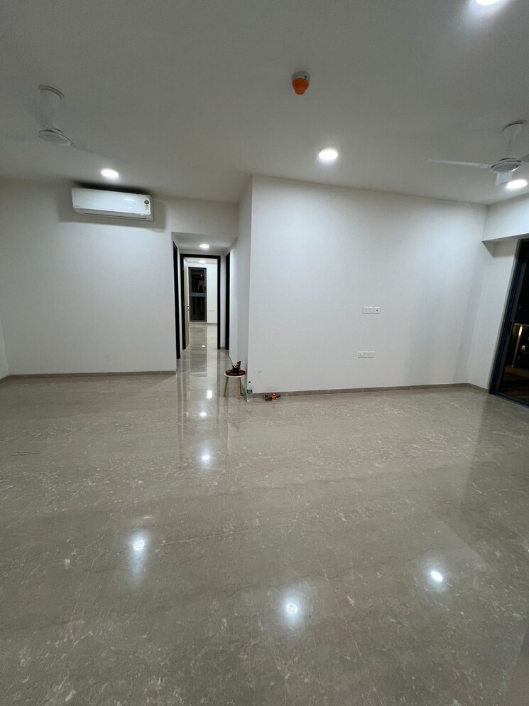 Room, lodha-aura 4 Bedroom 1758 Sq.Ft. Apartment In Wadala Mumbai 9472736