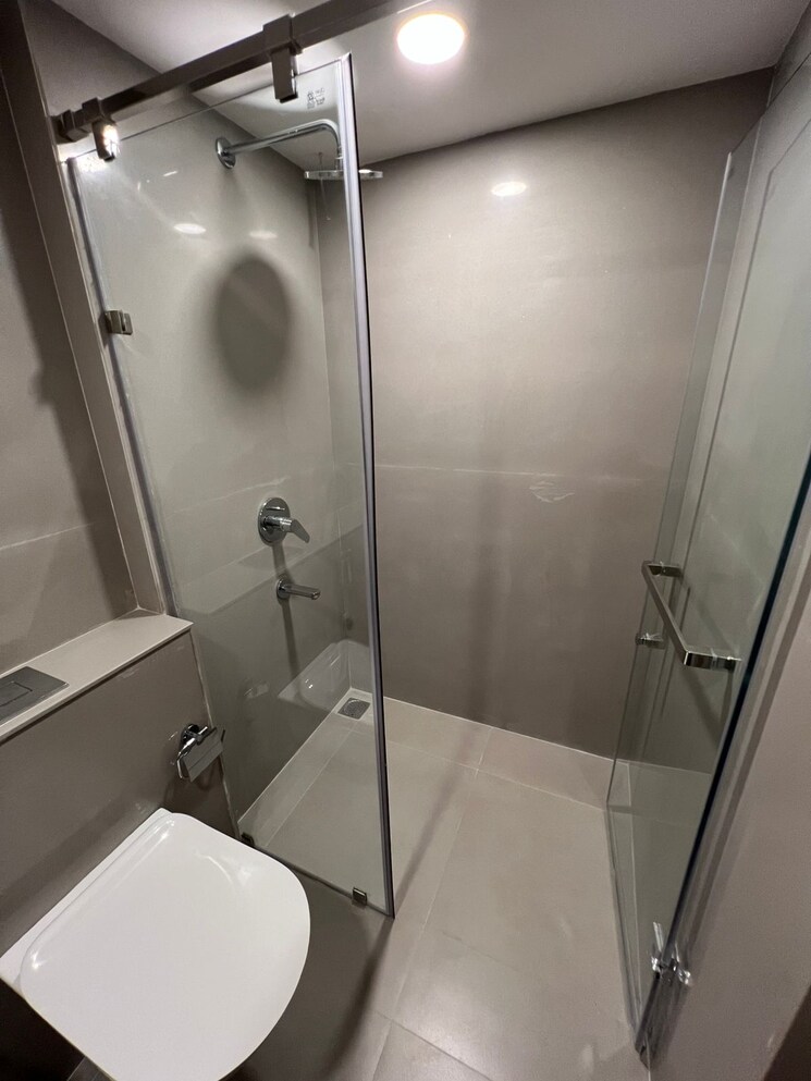 Bathroom, lodha-aura 4 Bedroom 1758 Sq.Ft. Apartment In Wadala Mumbai 9472736