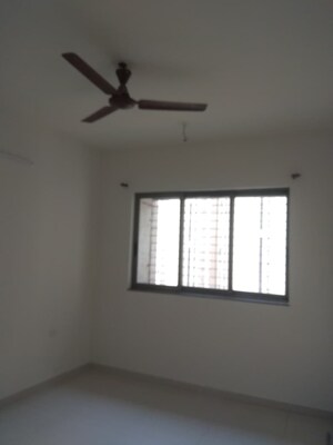 Room in 1 BHK Apartment at Lodha Splendora, Ghodbunder Road – for Rent