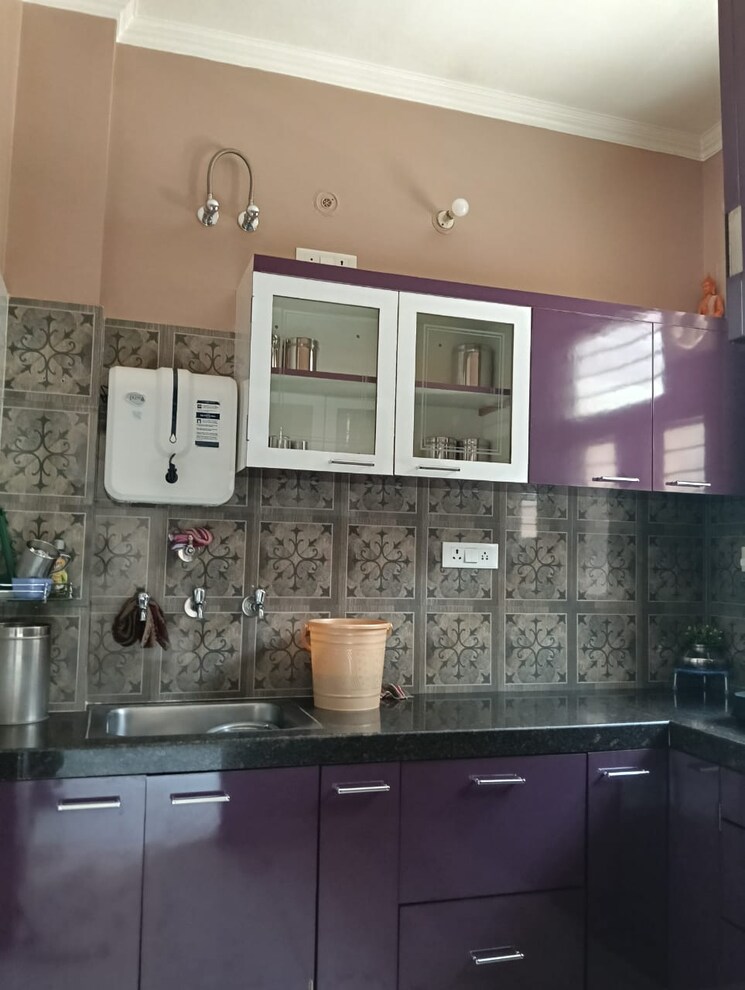 Kitchen, patel nagar 1 Bedroom 700 Sq.Ft. Builder Floor In Patel Nagar Gurgaon 9472734