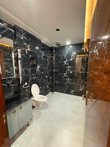 Bathroom in 2 BHK Builder Floor at Sector 47 – for Rent