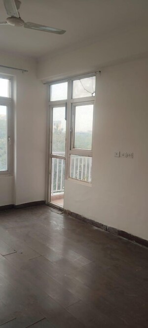 Room in 3 BHK Apartment at Maxworth Premier Urban, Sector 15 – for Sale