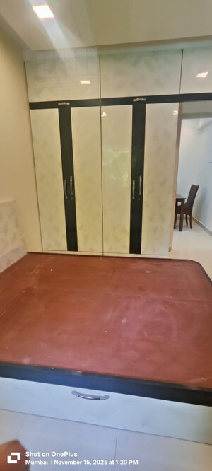 Room in 3 BHK Apartment at Mount Everest Apartment, Bhakti Park – for Rent