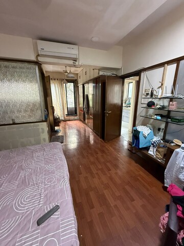 Parking in 1 BHK Independent House at Worli Naka – for Rent