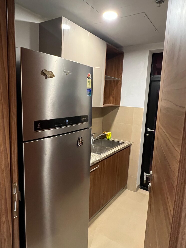 Kitchen, krisumi-waterfall-residences 3 Bedroom 2503 Sq.Ft. Apartment In Sector 36a Gurgaon 9472783