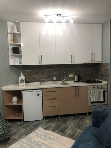 Kitchen in 3 BHK Builder Floor at Raja Puri – for Sale