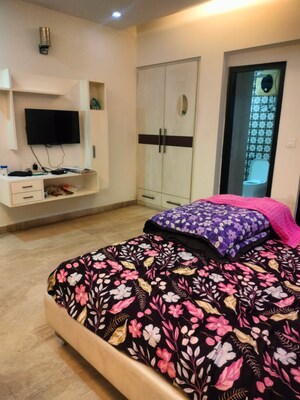 Bedroom in 5 BHK Apartment at Maxworth Premier Urban, Sector 15 – for Rent