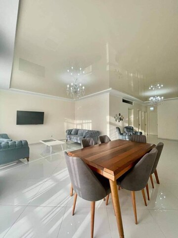 Master Bedroom in 3 BHK Builder Floor at Uttam Nagar – for Sale