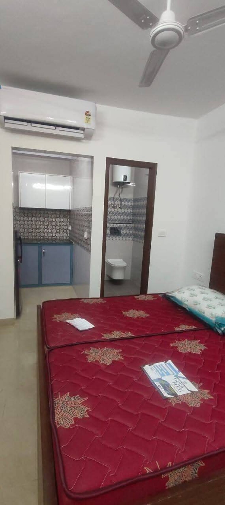 Bedroom, saket 1 RK 500 Sq.Ft. Builder Floor In Saket Delhi 9472845