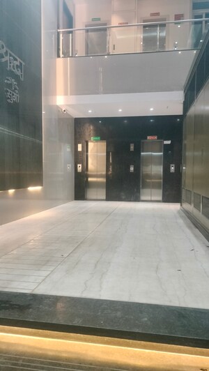 Room in 1 BHK Apartment at Dadar West – for Rent