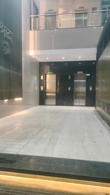 Room in 1 BHK Apartment at Dadar West – for Rent