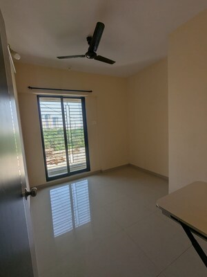 Room in 1.5 BHK Apartment at Shree Satya Shankar Residency, Manpada – for Rent