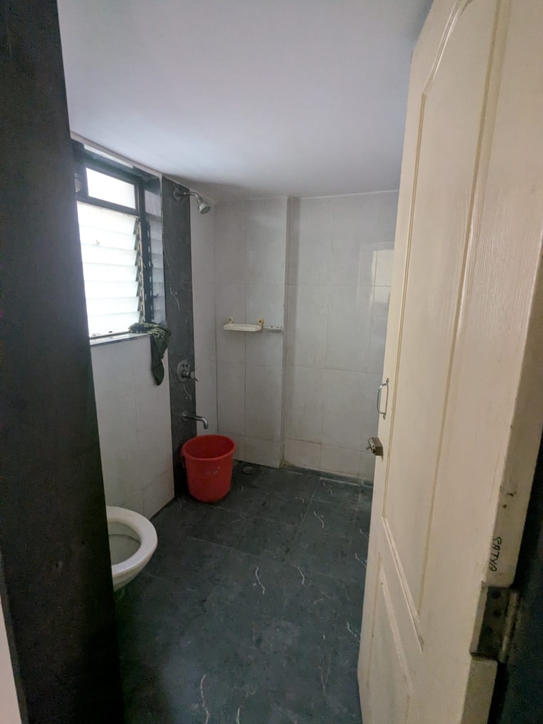 Bathroom, shree-satya-shankar-residency 1.5 Bedroom 535 Sq.Ft. Apartment In Manpada Thane 9472876