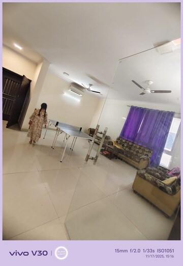 Living Room in 3.5 BHK Apartment at Gomti Nagar – for Rent