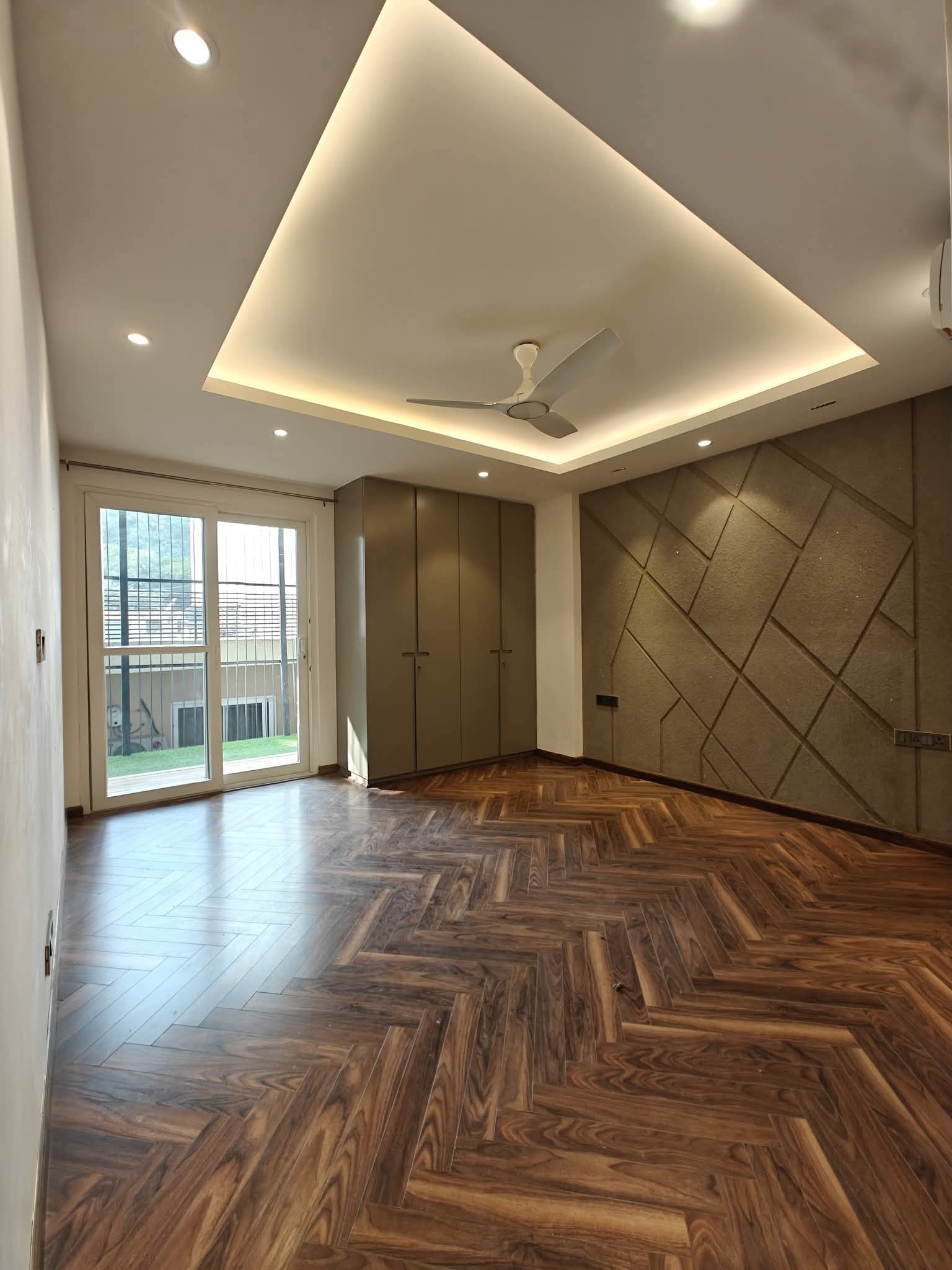 1 BHK Builder Floor For Rent in Saket