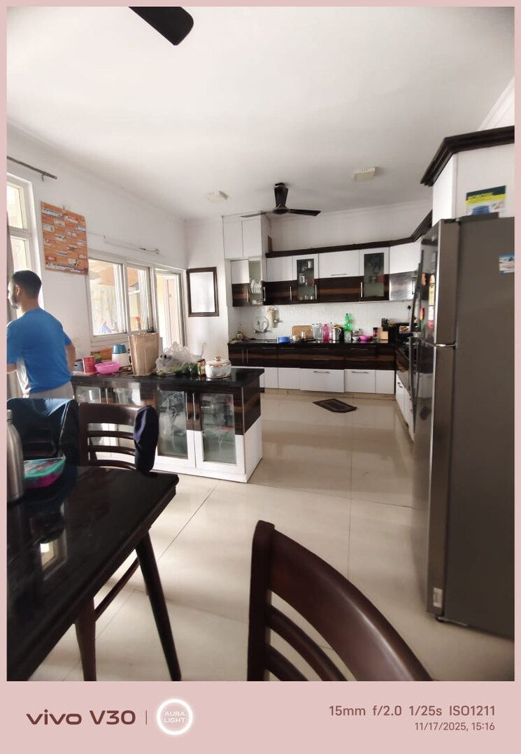 Kitchen, gomti nagar 3.5 Bedroom 1800 Sq.Ft. Apartment In Gomti Nagar Lucknow 9472903