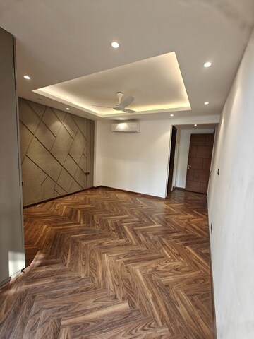 Bedroom in 1 BHK Builder Floor at Saket – for Rent