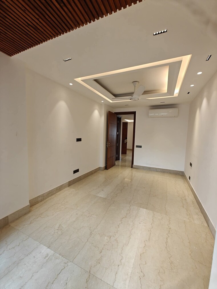 Room, saket 1 Bedroom 500 Sq.Ft. Builder Floor In Saket Delhi 9472895