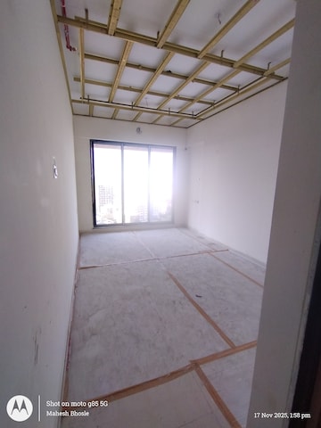 Room in 2 BHK Apartment at Chandak Next, Borivali East – for Sale