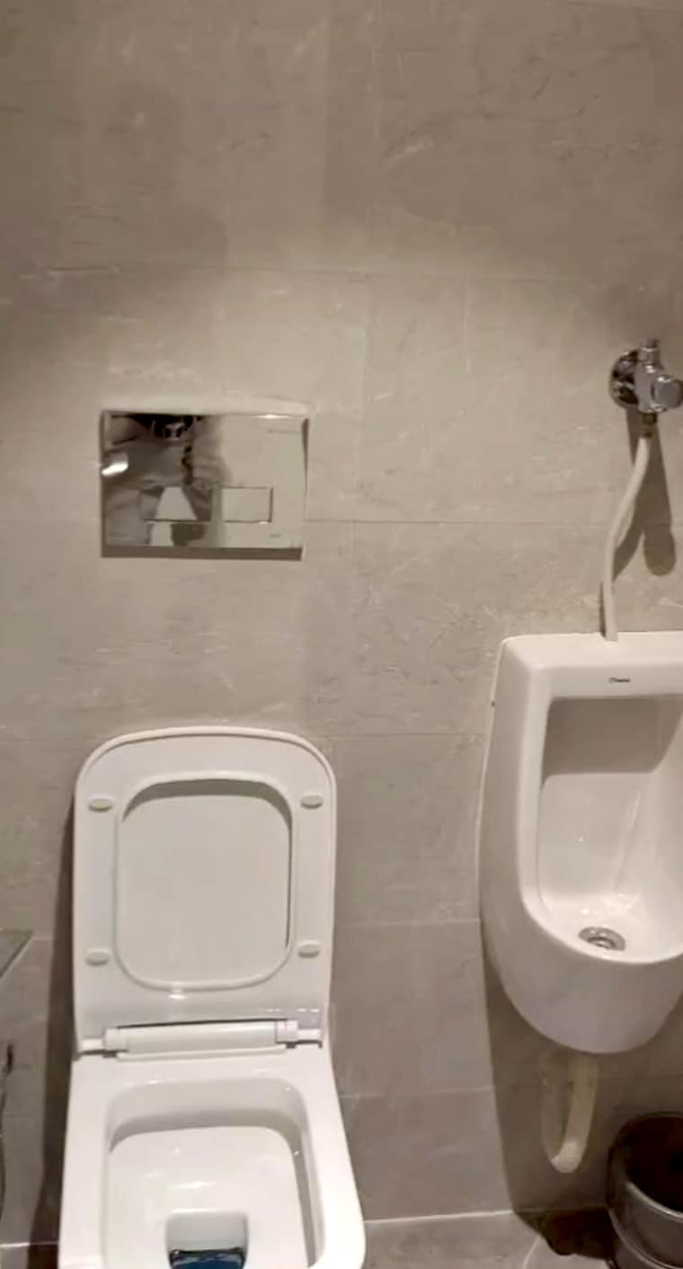 Bathroom, malad west Commercial Office Space 350 Sq.Ft. In Malad West Mumbai 9472953