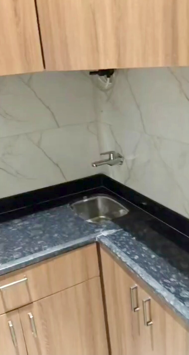 Kitchen/pantry, malad west Commercial Office Space 350 Sq.Ft. In Malad West Mumbai 9472953