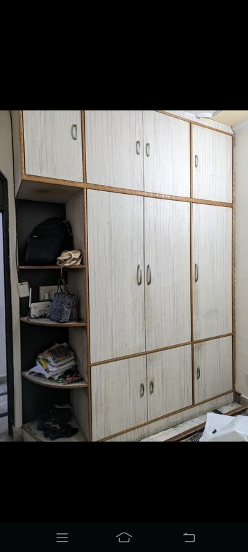 Furnished Amenities in 2 BHK Builder Floor at Vaishali Media Apartment, Vaishali Sector 5 – for Rent