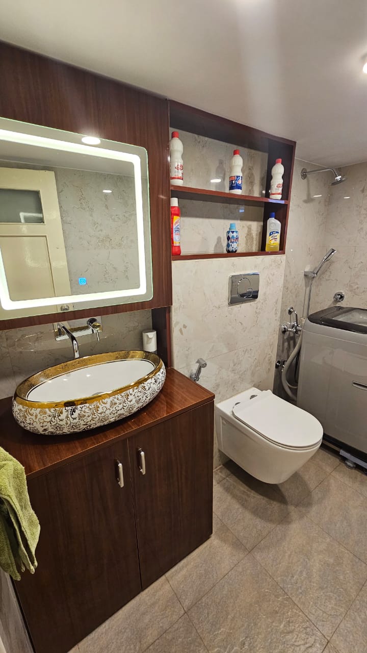 4 BHK Apartment For Rent in Ratna Avenue