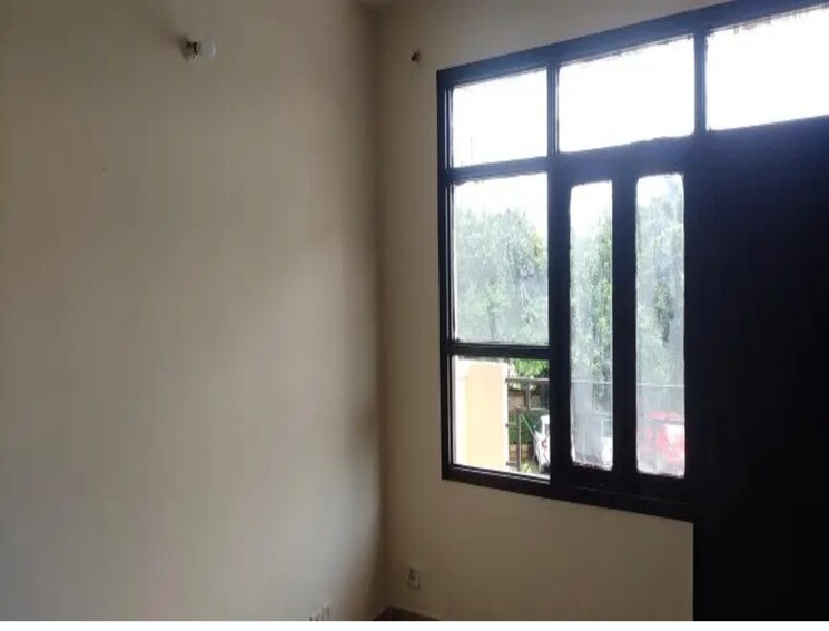 Room, srs-residency 2 Bedroom 1304 Sq.Ft. Apartment In Sector 88 Faridabad 9473005