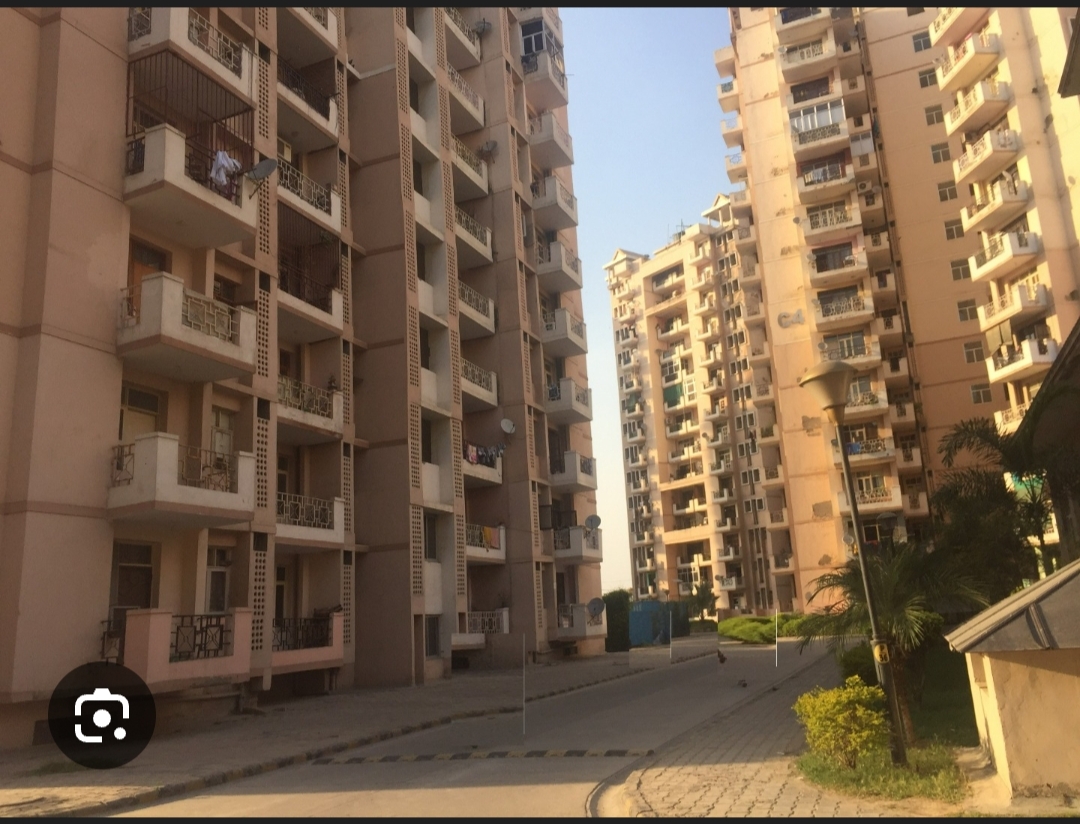 2 BHK Apartment For Sale in SRS Residency