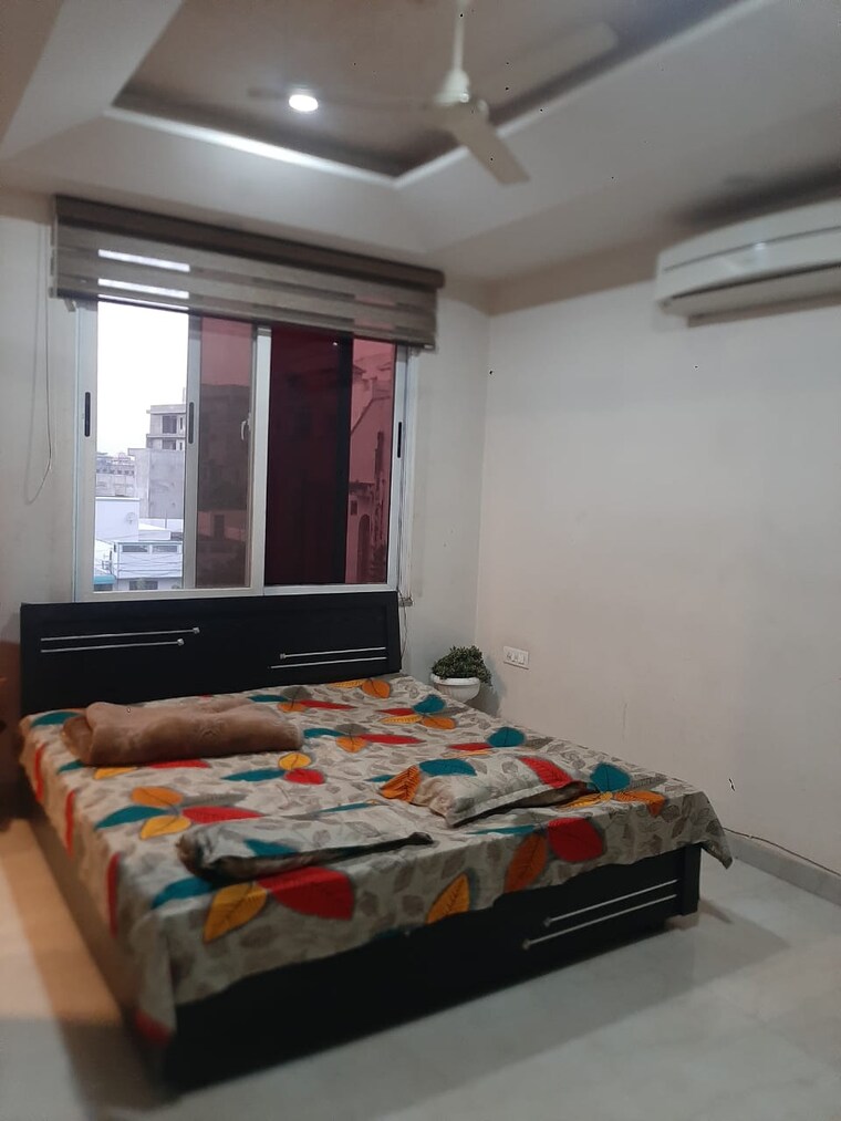 Bedroom, trimurtys-kachnar 3 Bedroom 1625 Sq.Ft. Apartment In C Scheme Jaipur 9473021