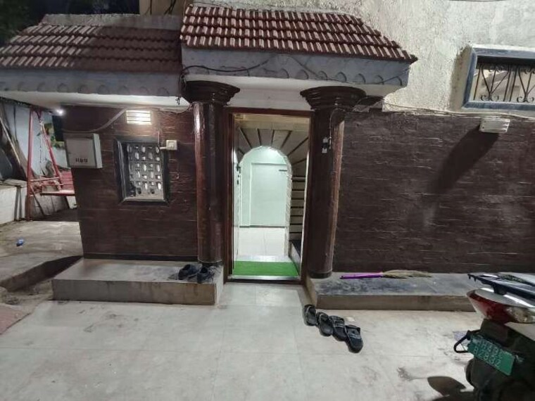 Entrance, goregaon west Pg For Boys & Girls In Goregaon West 9473032