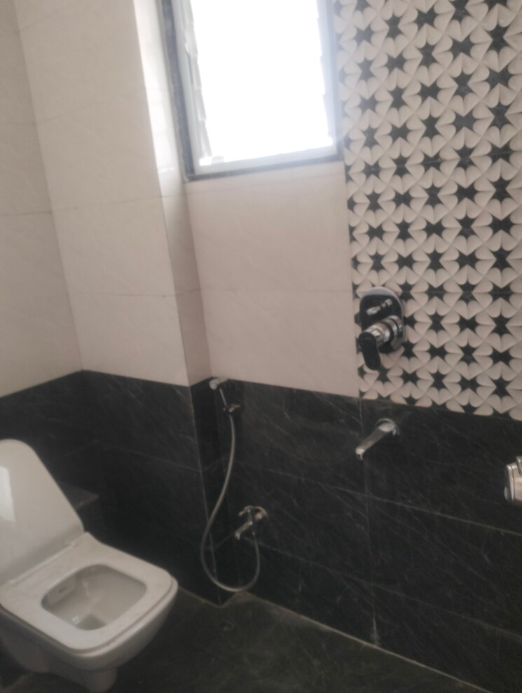 Bathroom, om-yashodham 2 Bedroom 1000 Sq.Ft. Apartment In Ravet Pune 9473036