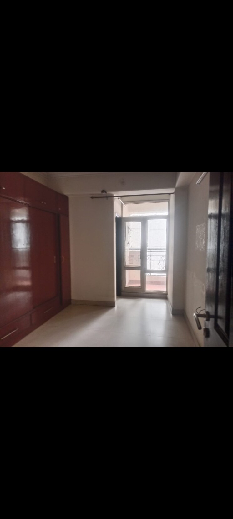 Room, ramprastha-coral-heights 4 Bedroom 2250 Sq.Ft. Apartment In Ramprastha Greens Ghaziabad 9473038