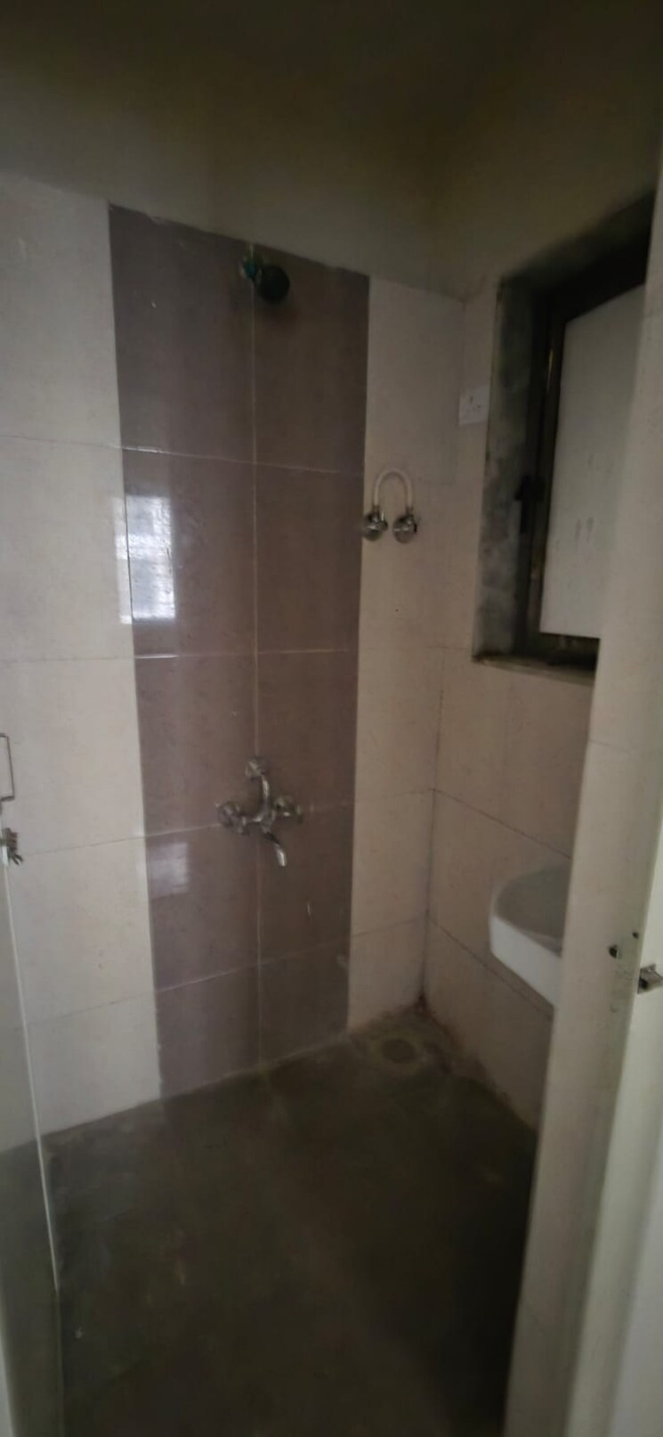 Bathroom, the-bombay-hindu-chs 1 Bedroom 250 Sq.Ft. Apartment In Dadar East Mumbai 9473055