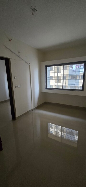 Room in 1 BHK Apartment at The Bombay Hindu CHS, Dadar East – for Rent