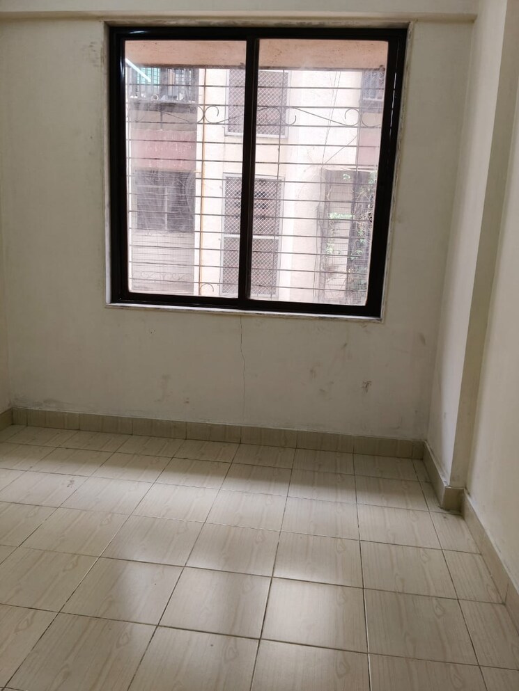 Bathroom, the-bombay-hindu-chs 1 Bedroom 250 Sq.Ft. Apartment In Dadar East Mumbai 9473055