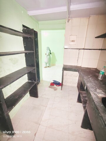 Kitchen in 1 BHK Apartment at Jyoti Apartment Kalwa, Kalwa – for Rent