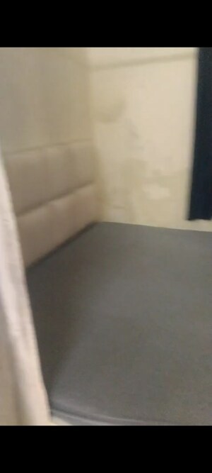 Room in 1 BHK Builder Floor at Parkh Homes, Indrapuram – for Rent