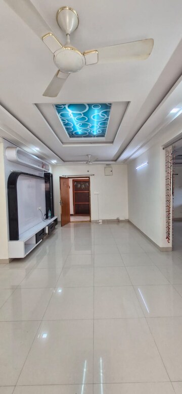 Building Lobby in 3 BHK Builder Floor at Kondapur – for Rent