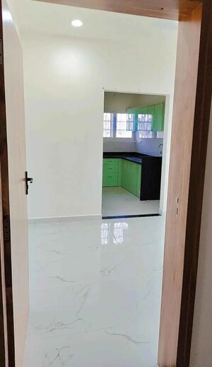 Room in 1 BHK Apartment at Omkar Nagar – for Rent