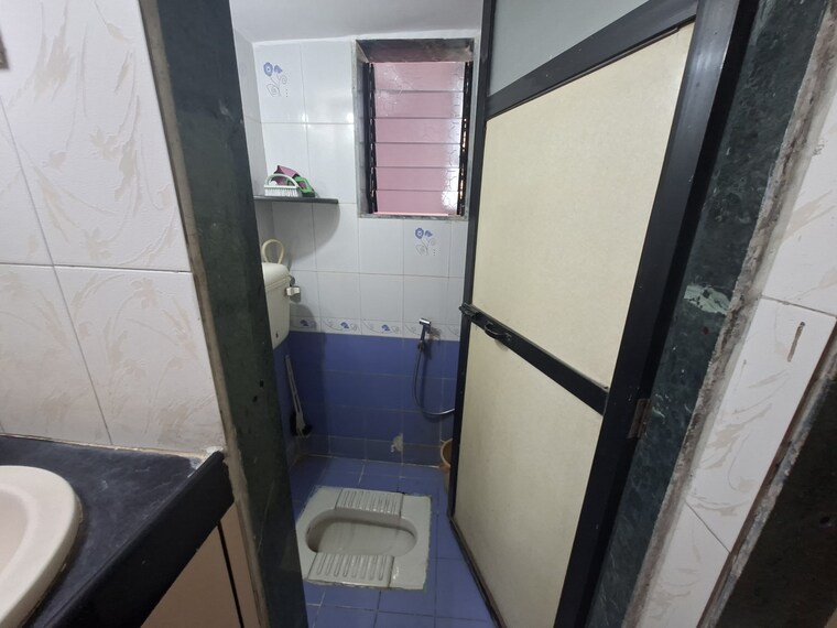 Kitchen, hari-kunj-naupada 1 RK 280 Sq.Ft. Apartment In Naupada Thane 9473100